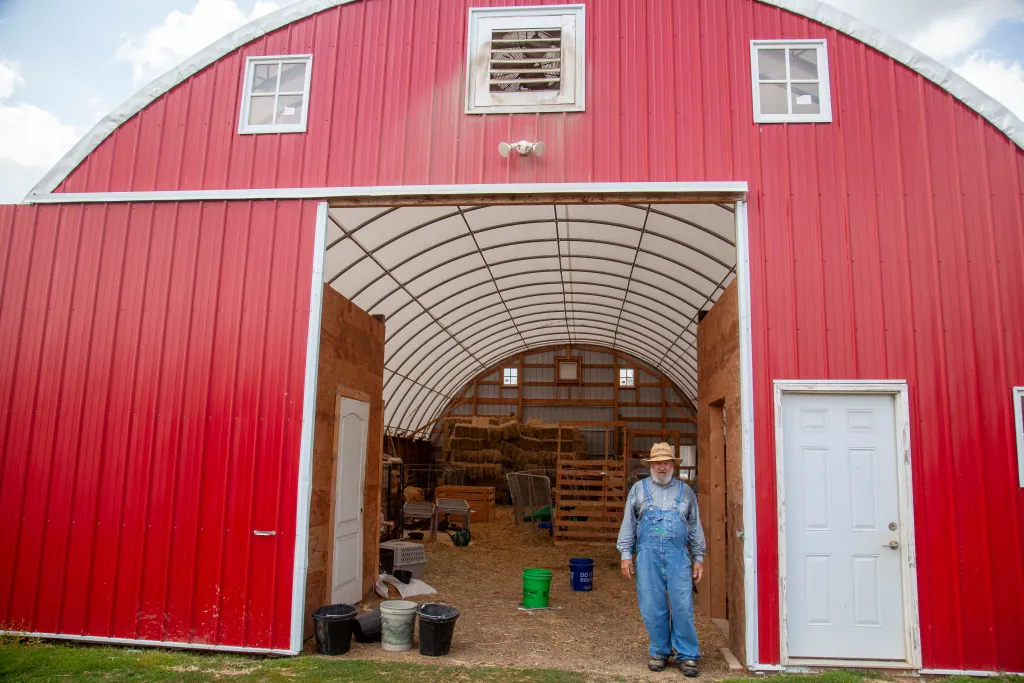 Barns photo 1